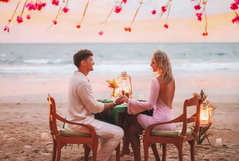 Romantic Honeymoon In Coveñas Indonesia
