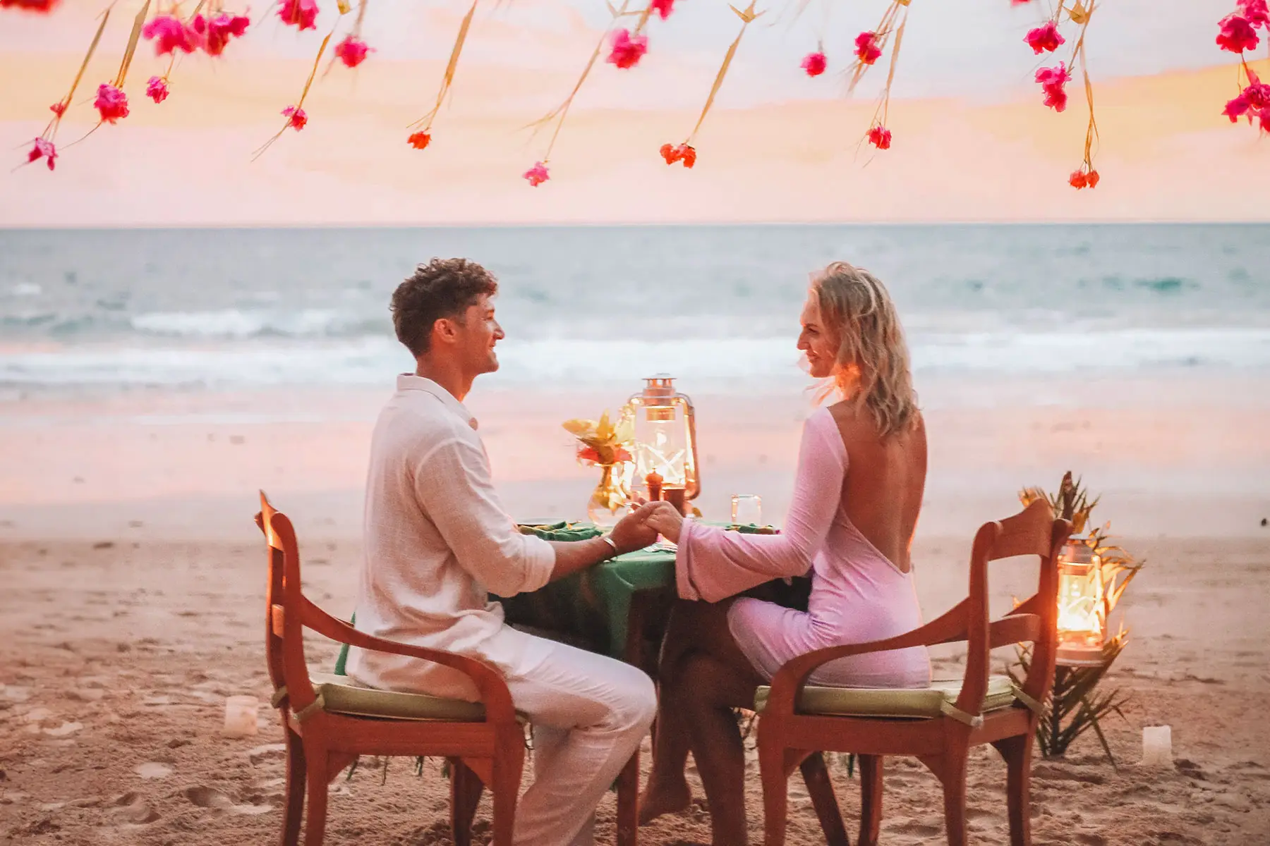 Romantic Honeymoon In Coveñas Indonesia